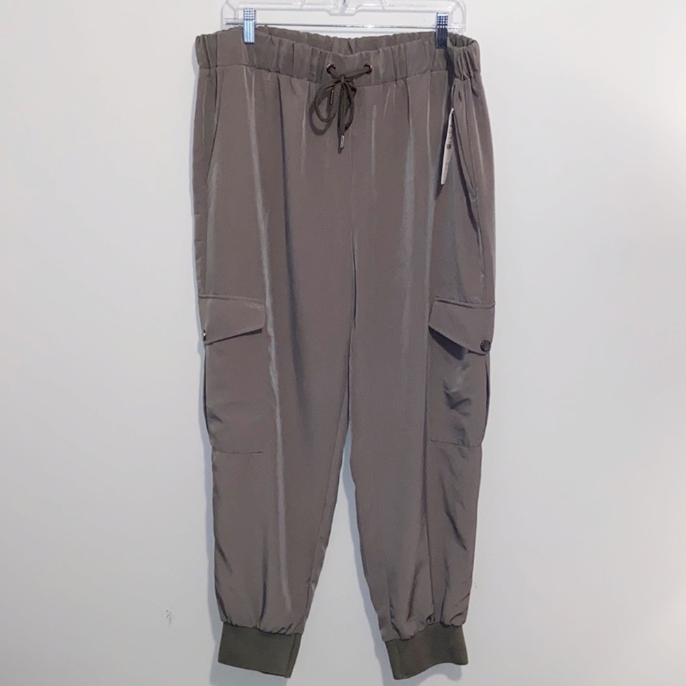 NWT Zara Olive Green joggers Size XXL